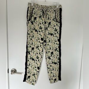 French connection women’s floral pants, size S